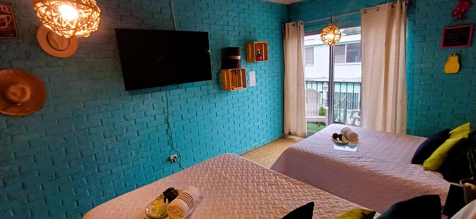 Hostal De Lucca Guatemala Dış mekan fotoğraf