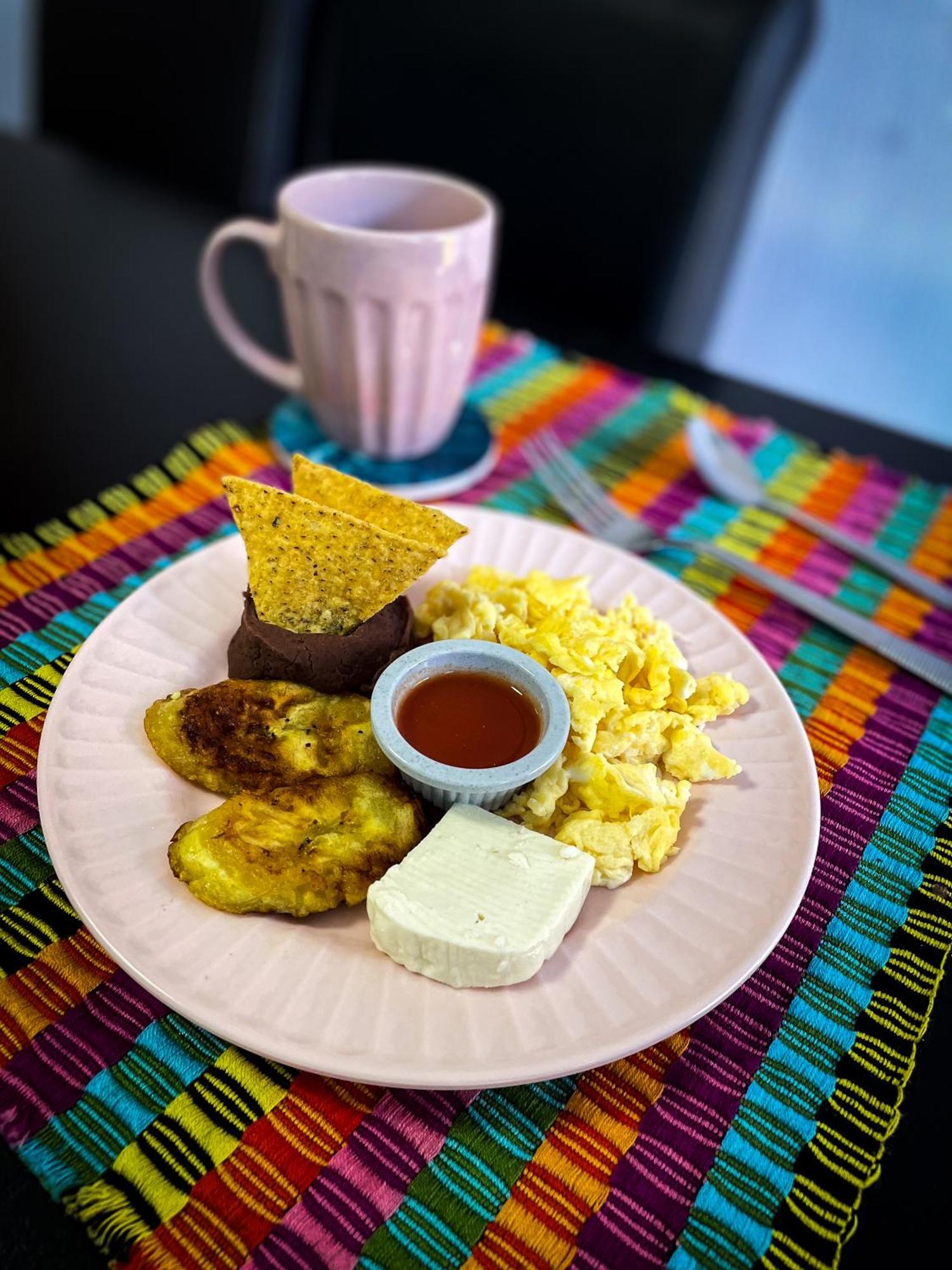 Hostal De Lucca Guatemala Dış mekan fotoğraf