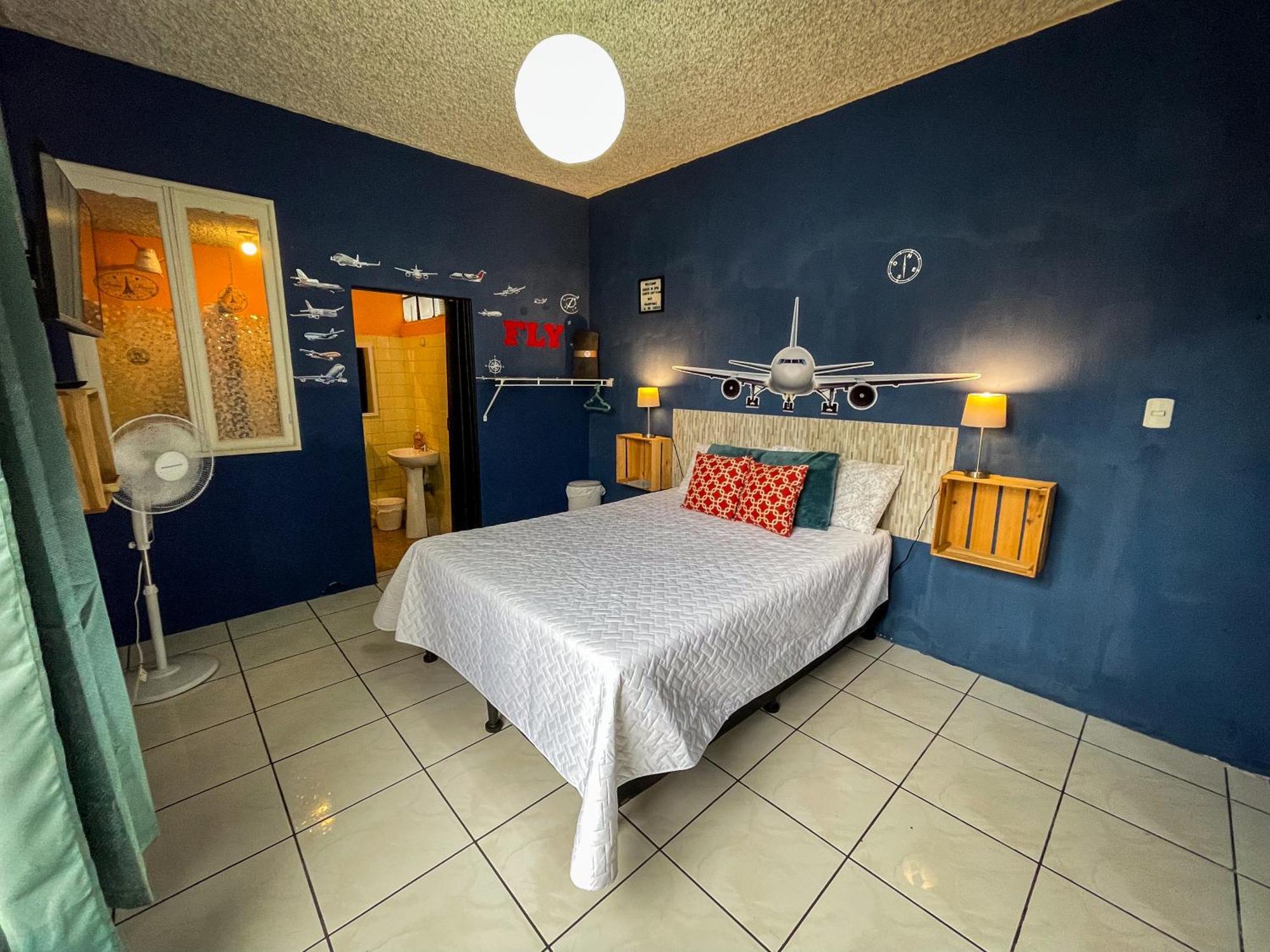 Hostal De Lucca Guatemala Dış mekan fotoğraf